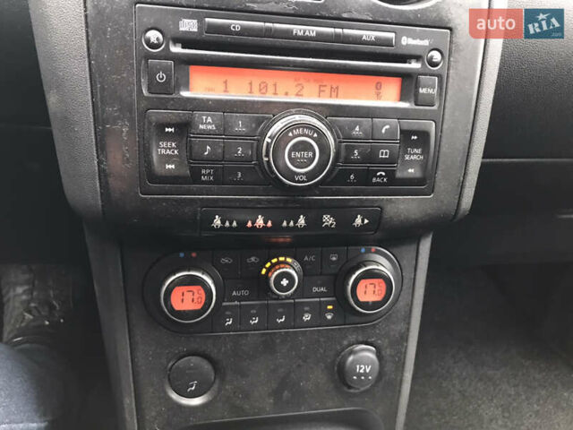 Черный Ниссан Кашкай, объемом двигателя 1.6 л и пробегом 230 тыс. км за 8300 $, фото 8 на Automoto.ua