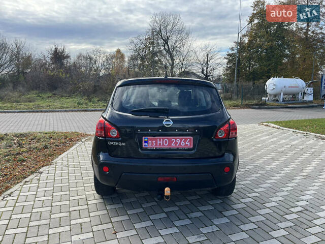 Черный Ниссан Кашкай, объемом двигателя 1.6 л и пробегом 208 тыс. км за 8500 $, фото 3 на Automoto.ua
