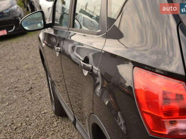 Чорний Ніссан Кашкай, об'ємом двигуна 2 л та пробігом 190 тис. км за 8999 $, фото 13 на Automoto.ua