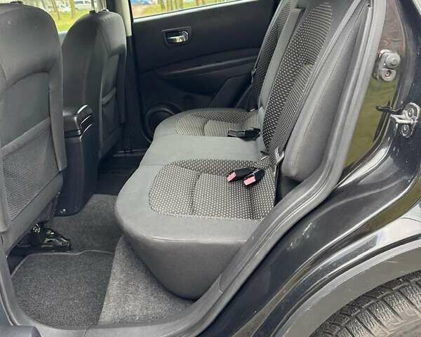 Черный Ниссан Кашкай, объемом двигателя 1.6 л и пробегом 228 тыс. км за 8399 $, фото 34 на Automoto.ua