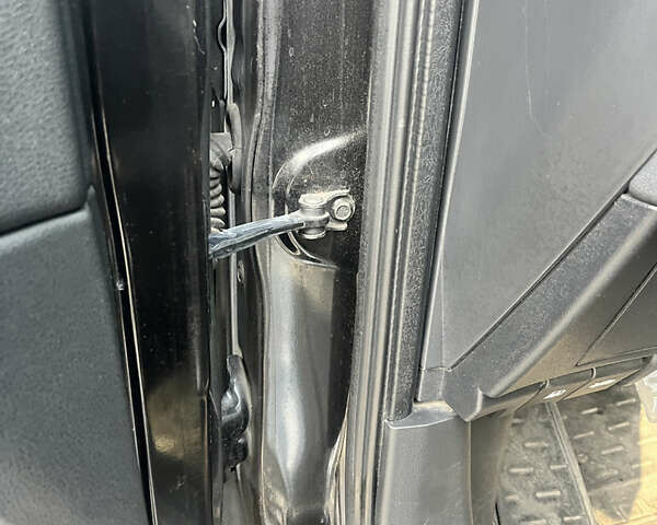 Чорний Ніссан Кашкай, об'ємом двигуна 1.46 л та пробігом 212 тис. км за 8999 $, фото 18 на Automoto.ua