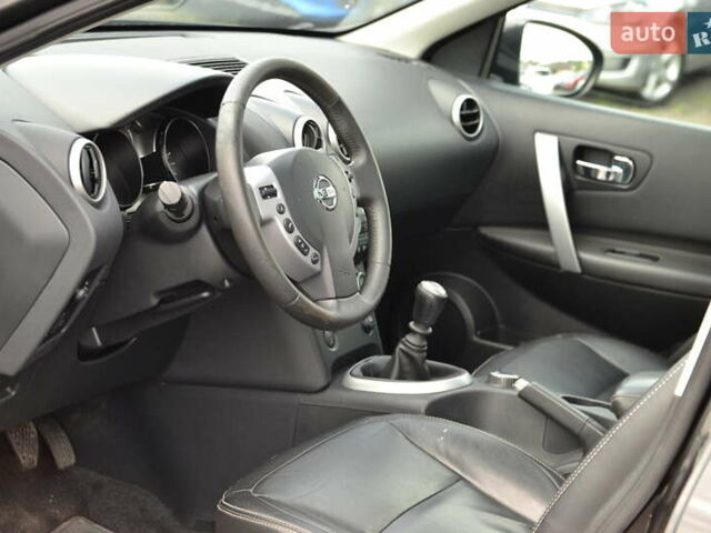 Чорний Ніссан Кашкай, об'ємом двигуна 2 л та пробігом 190 тис. км за 8999 $, фото 15 на Automoto.ua