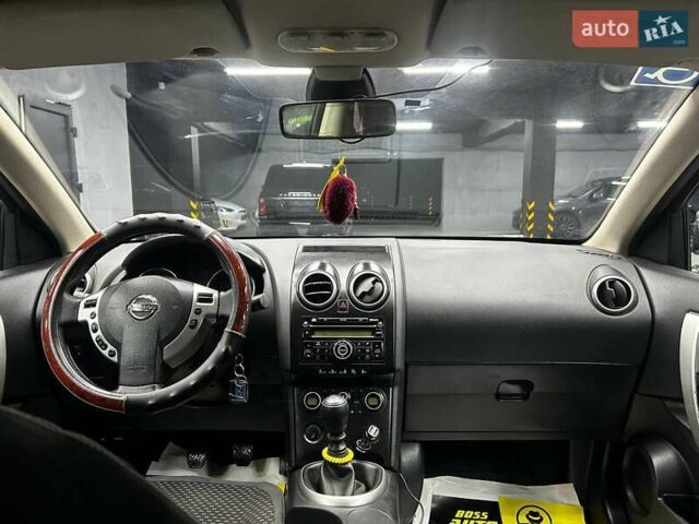 Черный Ниссан Кашкай, объемом двигателя 1.46 л и пробегом 282 тыс. км за 9000 $, фото 8 на Automoto.ua