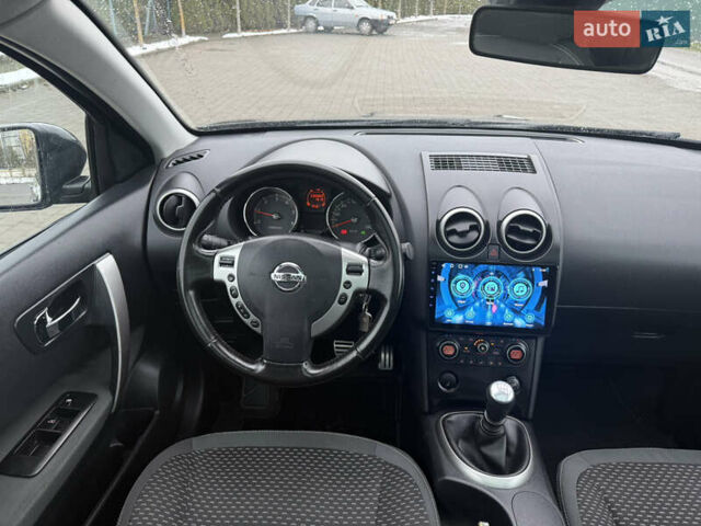 Черный Ниссан Кашкай, объемом двигателя 1.5 л и пробегом 230 тыс. км за 8950 $, фото 39 на Automoto.ua