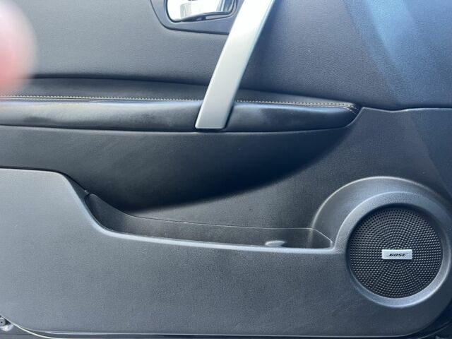 Чорний Ніссан Кашкай, об'ємом двигуна 0 л та пробігом 240 тис. км за 8750 $, фото 9 на Automoto.ua