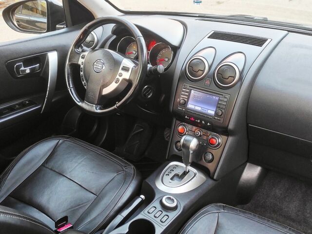 Чорний Ніссан Кашкай, об'ємом двигуна 2 л та пробігом 313 тис. км за 7200 $, фото 16 на Automoto.ua