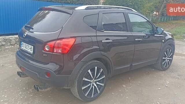 Черный Ниссан Кашкай, объемом двигателя 2 л и пробегом 240 тыс. км за 9800 $, фото 2 на Automoto.ua