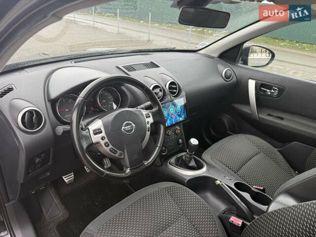 Черный Ниссан Кашкай, объемом двигателя 1.5 л и пробегом 230 тыс. км за 8950 $, фото 47 на Automoto.ua