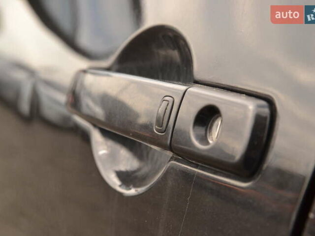 Чорний Ніссан Кашкай, об'ємом двигуна 2 л та пробігом 190 тис. км за 8999 $, фото 12 на Automoto.ua