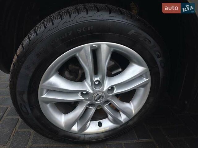 Черный Ниссан Кашкай, объемом двигателя 1.5 л и пробегом 195 тыс. км за 9150 $, фото 21 на Automoto.ua