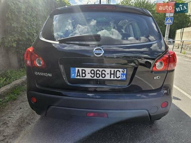 Черный Ниссан Кашкай, объемом двигателя 1.5 л и пробегом 200 тыс. км за 8950 $, фото 4 на Automoto.ua