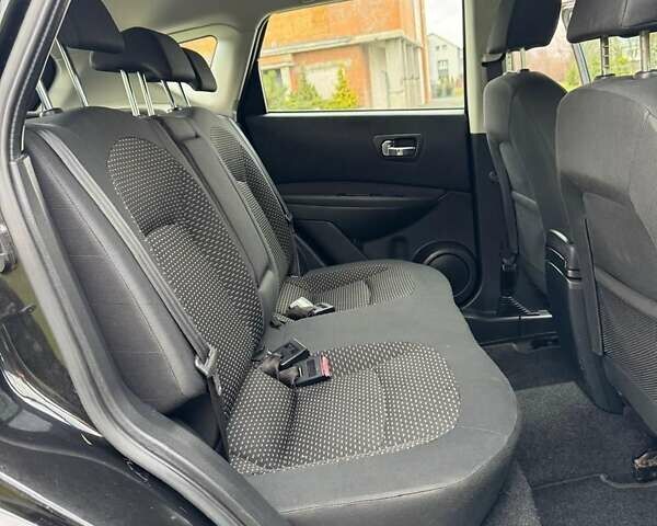 Черный Ниссан Кашкай, объемом двигателя 1.6 л и пробегом 228 тыс. км за 8399 $, фото 28 на Automoto.ua