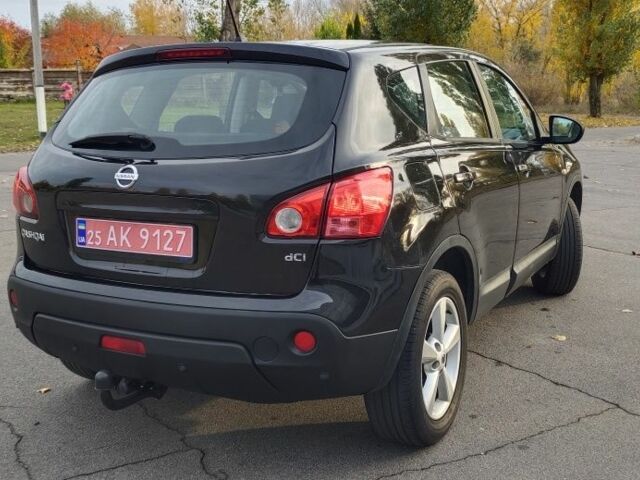 Черный Ниссан Кашкай, объемом двигателя 1.5 л и пробегом 255 тыс. км за 8250 $, фото 2 на Automoto.ua