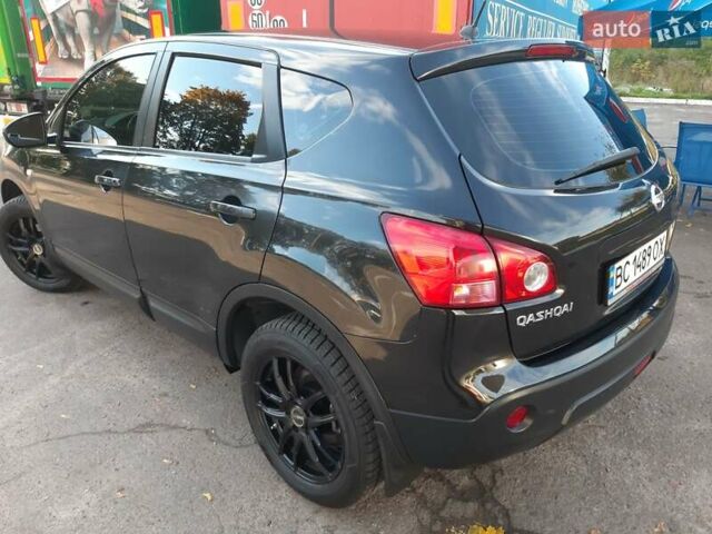 Черный Ниссан Кашкай, объемом двигателя 2 л и пробегом 300 тыс. км за 8500 $, фото 3 на Automoto.ua