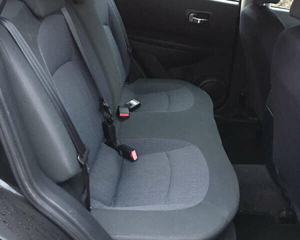 Черный Ниссан Кашкай, объемом двигателя 1.6 л и пробегом 215 тыс. км за 8599 $, фото 11 на Automoto.ua