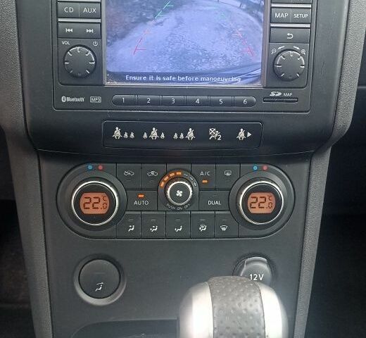 Черный Ниссан Кашкай, объемом двигателя 2 л и пробегом 240 тыс. км за 9800 $, фото 15 на Automoto.ua