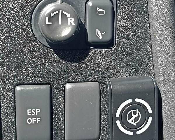 Черный Ниссан Кашкай, объемом двигателя 2 л и пробегом 214 тыс. км за 9400 $, фото 17 на Automoto.ua