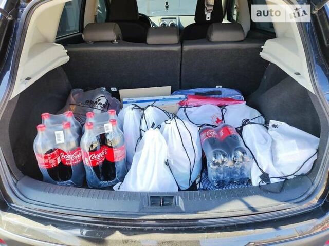 Чорний Ніссан Кашкай, об'ємом двигуна 1.46 л та пробігом 192 тис. км за 9300 $, фото 5 на Automoto.ua