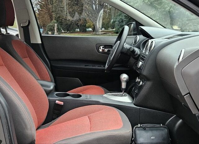 Черный Ниссан Кашкай, объемом двигателя 2 л и пробегом 143 тыс. км за 8300 $, фото 14 на Automoto.ua