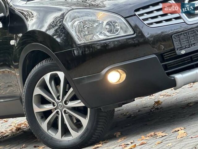 Черный Ниссан Кашкай, объемом двигателя 1.5 л и пробегом 209 тыс. км за 8250 $, фото 3 на Automoto.ua