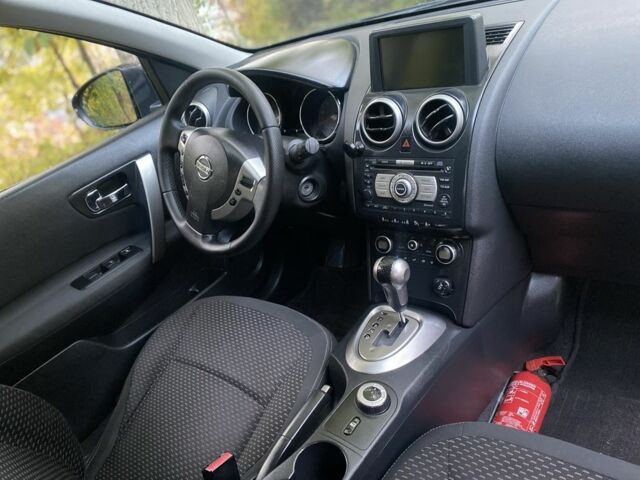 Черный Ниссан Кашкай, объемом двигателя 2 л и пробегом 247 тыс. км за 10500 $, фото 15 на Automoto.ua