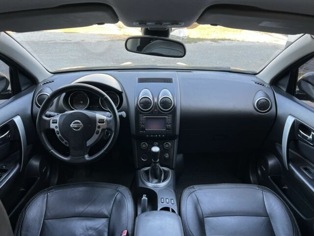 Чорний Ніссан Кашкай, об'ємом двигуна 0 л та пробігом 240 тис. км за 8750 $, фото 6 на Automoto.ua