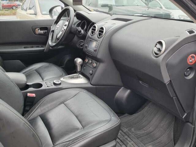 Черный Ниссан Кашкай, объемом двигателя 2 л и пробегом 179 тыс. км за 10500 $, фото 16 на Automoto.ua