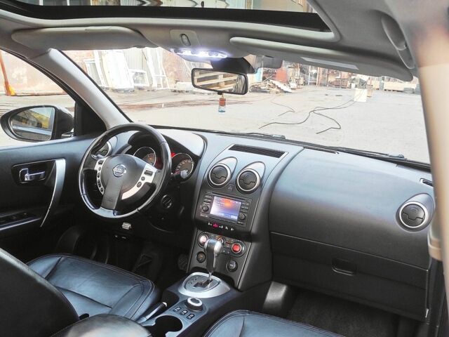 Чорний Ніссан Кашкай, об'ємом двигуна 2 л та пробігом 313 тис. км за 7200 $, фото 15 на Automoto.ua