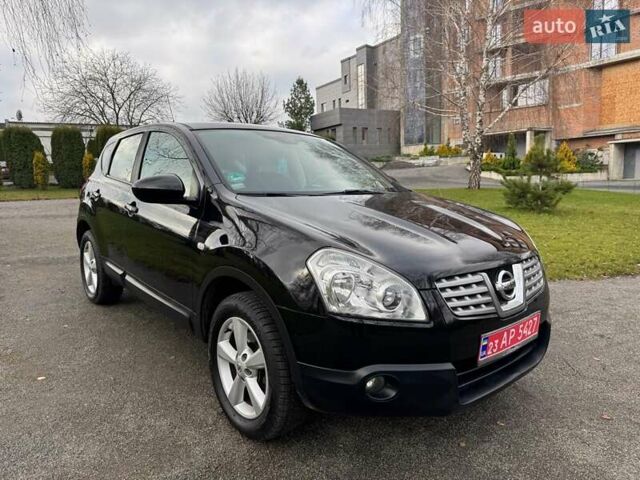 Черный Ниссан Кашкай, объемом двигателя 1.6 л и пробегом 228 тыс. км за 8399 $, фото 4 на Automoto.ua