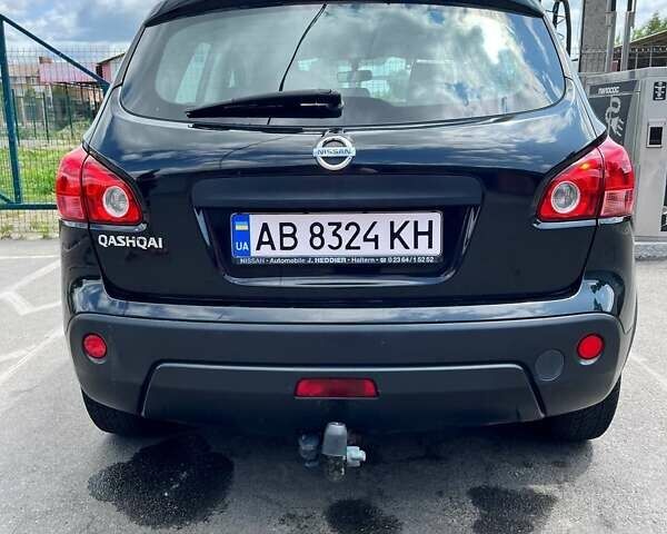 Черный Ниссан Кашкай, объемом двигателя 1.6 л и пробегом 185 тыс. км за 8300 $, фото 14 на Automoto.ua