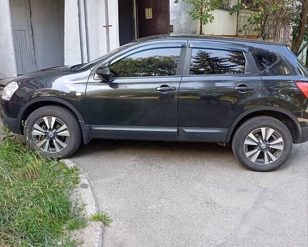 Черный Ниссан Кашкай, объемом двигателя 1.5 л и пробегом 267 тыс. км за 9200 $, фото 1 на Automoto.ua