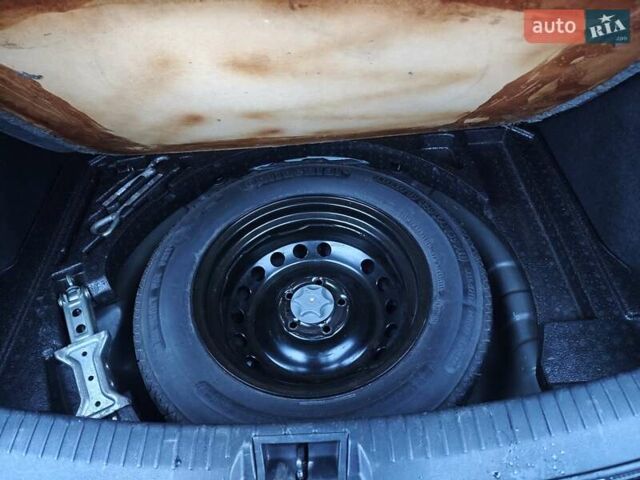 Черный Ниссан Кашкай, объемом двигателя 1.5 л и пробегом 195 тыс. км за 9150 $, фото 18 на Automoto.ua