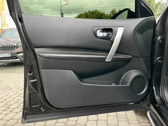 Ниссан Кашкай 2009 в Бердичеве на Automoto.ua Черный Ниссан Кашкай, объемом двигателя 2 л и пробегом 319 тыс. км за 10399 $, фото 6 на Automoto.ua