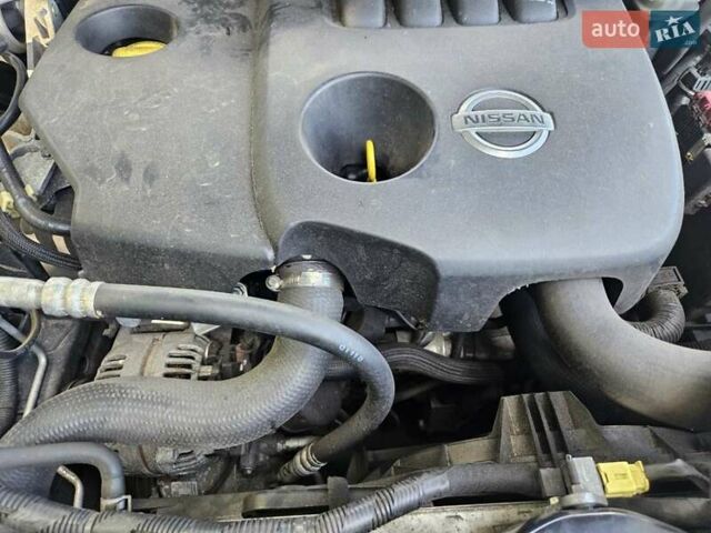 Черный Ниссан Кашкай, объемом двигателя 1.5 л и пробегом 200 тыс. км за 8950 $, фото 8 на Automoto.ua