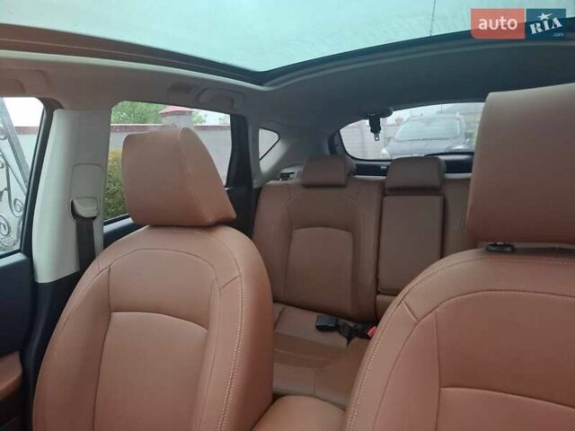 Черный Ниссан Кашкай, объемом двигателя 1.6 л и пробегом 207 тыс. км за 8600 $, фото 7 на Automoto.ua