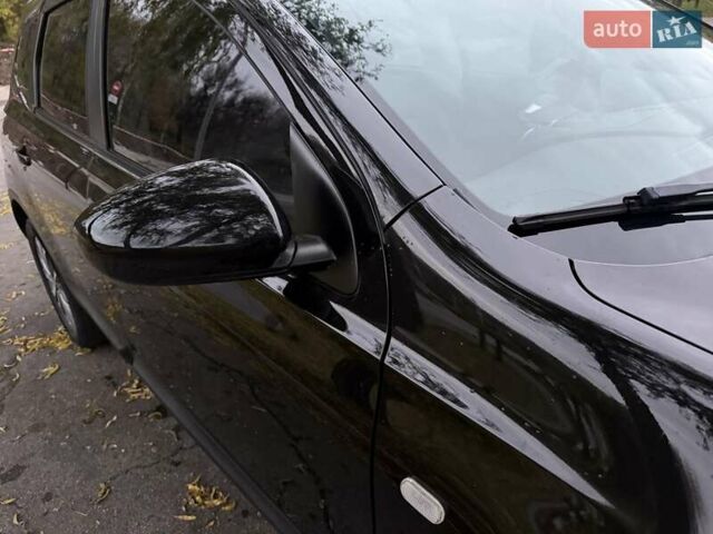 Черный Ниссан Кашкай, объемом двигателя 2 л и пробегом 214 тыс. км за 9400 $, фото 25 на Automoto.ua