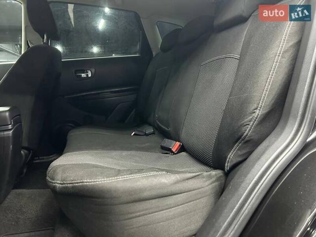 Черный Ниссан Кашкай, объемом двигателя 1.46 л и пробегом 282 тыс. км за 9000 $, фото 7 на Automoto.ua