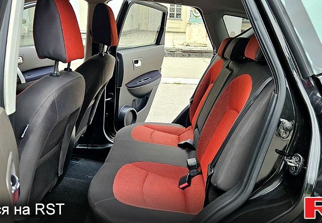 Черный Ниссан Кашкай, объемом двигателя 2 л и пробегом 143 тыс. км за 8300 $, фото 11 на Automoto.ua