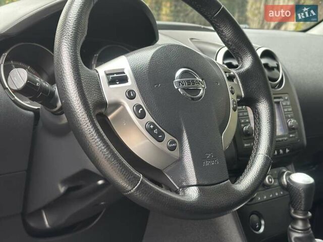 Черный Ниссан Кашкай, объемом двигателя 1.5 л и пробегом 209 тыс. км за 8250 $, фото 65 на Automoto.ua