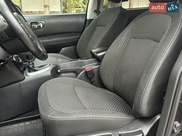 Черный Ниссан Кашкай, объемом двигателя 1.5 л и пробегом 209 тыс. км за 8250 $, фото 64 на Automoto.ua