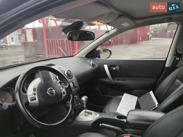 Черный Ниссан Кашкай, объемом двигателя 1.99 л и пробегом 208 тыс. км за 9800 $, фото 2 на Automoto.ua