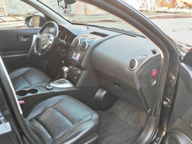 Чорний Ніссан Кашкай, об'ємом двигуна 2 л та пробігом 313 тис. км за 7200 $, фото 13 на Automoto.ua