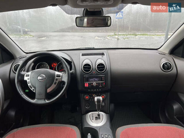 Черный Ниссан Кашкай, объемом двигателя 2 л и пробегом 216 тыс. км за 8300 $, фото 14 на Automoto.ua