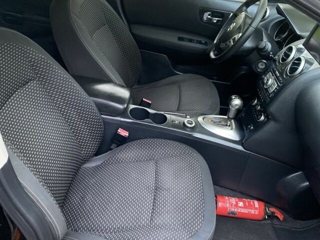 Черный Ниссан Кашкай, объемом двигателя 2 л и пробегом 247 тыс. км за 10500 $, фото 14 на Automoto.ua