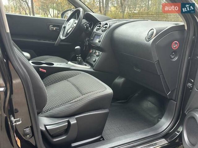 Черный Ниссан Кашкай, объемом двигателя 1.5 л и пробегом 209 тыс. км за 8250 $, фото 73 на Automoto.ua