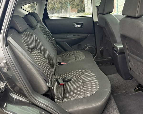 Черный Ниссан Кашкай, объемом двигателя 1.5 л и пробегом 230 тыс. км за 8950 $, фото 58 на Automoto.ua