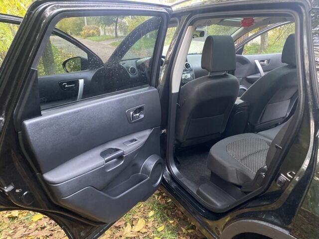 Черный Ниссан Кашкай, объемом двигателя 2 л и пробегом 247 тыс. км за 10500 $, фото 23 на Automoto.ua