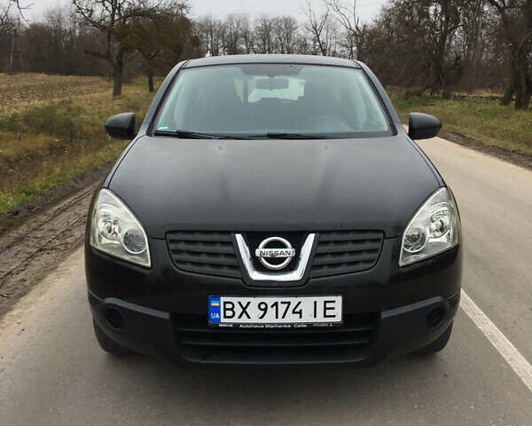 Черный Ниссан Кашкай, объемом двигателя 1.6 л и пробегом 215 тыс. км за 8599 $, фото 2 на Automoto.ua