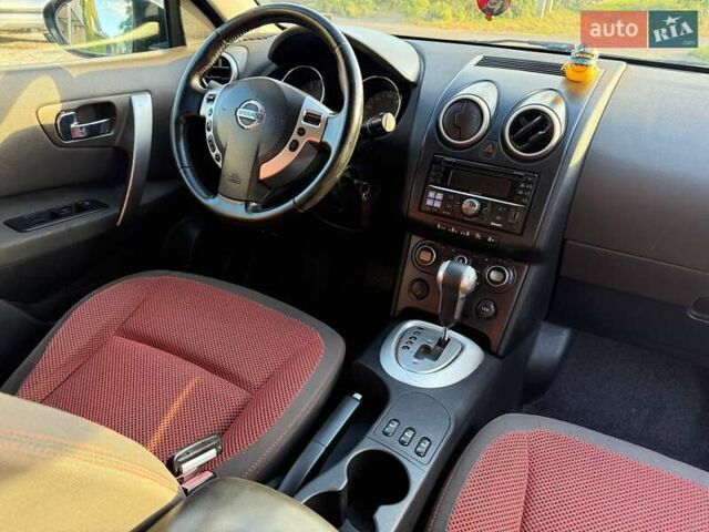 Чорний Ніссан Кашкай, об'ємом двигуна 2 л та пробігом 216 тис. км за 7700 $, фото 9 на Automoto.ua