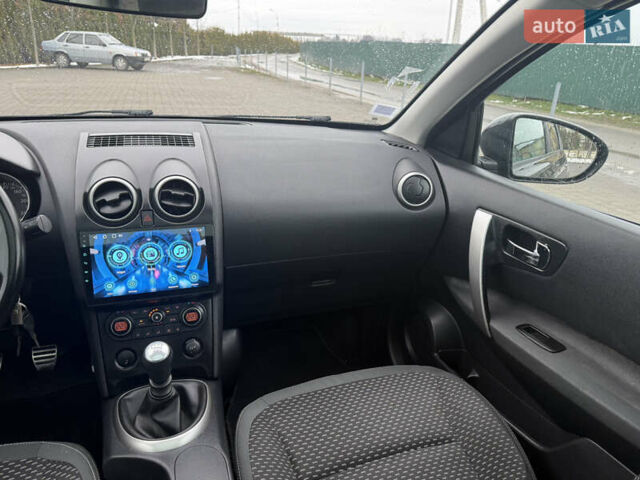 Черный Ниссан Кашкай, объемом двигателя 1.5 л и пробегом 230 тыс. км за 8950 $, фото 38 на Automoto.ua